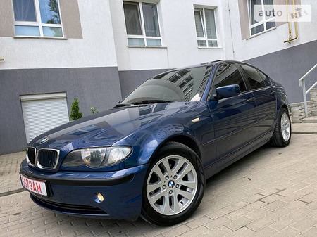 BMW 318 2004  випуску Рівне з двигуном 2 л бензин седан механіка за 5800 долл. 