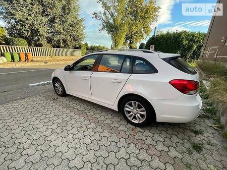 Chevrolet Cruze 2012  випуску Житомир з двигуном 1.6 л бензин універсал механіка за 7499 долл. 