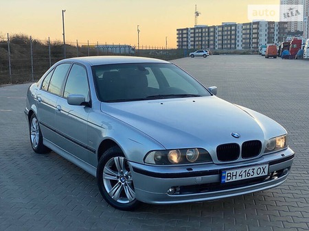 BMW 528 1998  випуску Одеса з двигуном 2.8 л бензин седан механіка за 4650 долл. 