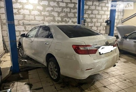 Toyota Camry 2011  випуску Чернівці з двигуном 2.5 л  седан автомат за 6500 долл. 