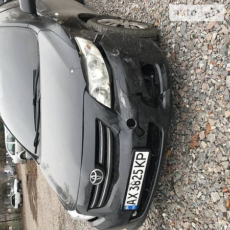 Toyota Corolla 2007  випуску Харків з двигуном 1.6 л  седан  за 5900 долл. 