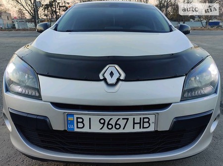 Renault Megane 2012  випуску Полтава з двигуном 0 л  універсал автомат за 8750 долл. 