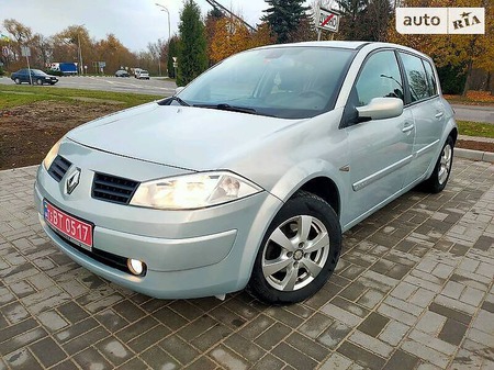 Renault Megane 2003  випуску Тернопіль з двигуном 1.6 л  хэтчбек автомат за 4800 долл. 