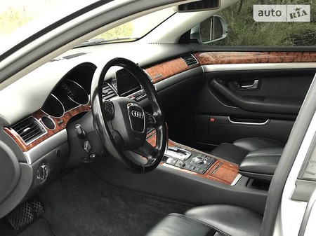 Audi A8 2008  випуску Львів з двигуном 4.2 л бензин седан автомат за 10000 долл. 