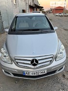 Mercedes-Benz B 200 08.11.2021