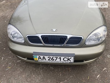 Daewoo Lanos 2007  випуску Київ з двигуном 1.5 л бензин седан механіка за 4800 долл. 