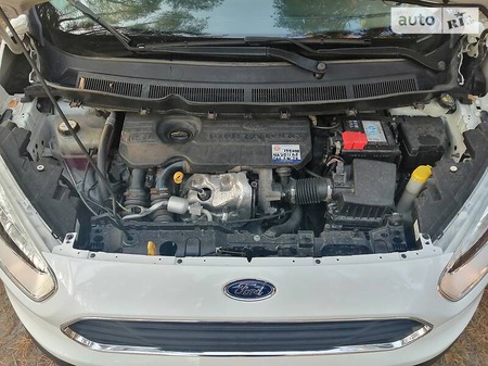 Ford Courier 2016  випуску Суми з двигуном 1.5 л дизель мінівен механіка за 8150 долл. 