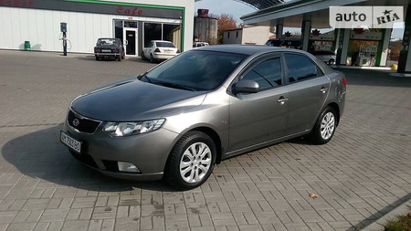 KIA Cerato 2011  випуску Житомир з двигуном 1.6 л  седан механіка за 7950 долл. 