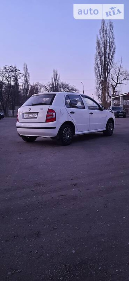 Skoda Fabia 2007  випуску Донецьк з двигуном 1.2 л бензин хэтчбек механіка за 4600 долл. 