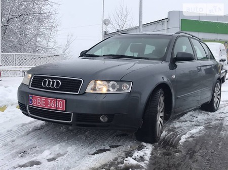 Audi A4 Limousine 2001  випуску Кропивницький з двигуном 2 л бензин універсал механіка за 6200 долл. 