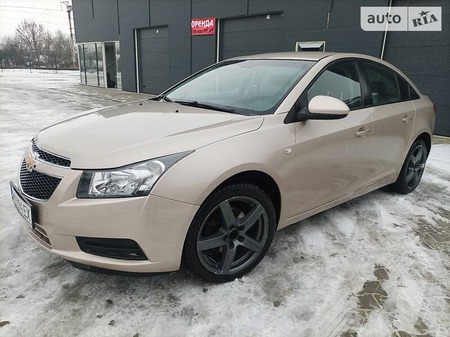 Chevrolet Cruze 2012  випуску Житомир з двигуном 2 л дизель седан  за 7300 долл. 