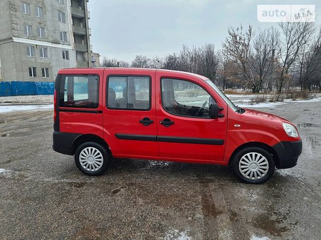 Fiat Doblo 2008  випуску Харків з двигуном 1.4 л  мінівен механіка за 5800 долл. 