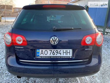 Volkswagen Passat 2010  випуску Ужгород з двигуном 1.4 л бензин універсал механіка за 8500 долл. 