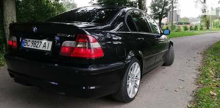 BMW 330 2004  випуску Львів з двигуном 3 л дизель седан механіка за 8900 долл. 