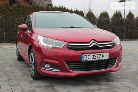 Citroen C4 2011  випуску Львів з двигуном 1.6 л бензин хэтчбек механіка за 7500 долл. 