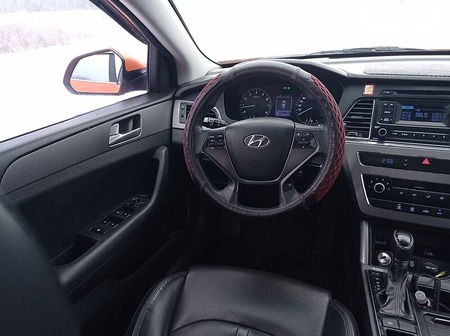 Hyundai Sonata 2015  випуску Хмельницький з двигуном 2 л  седан автомат за 11800 долл. 