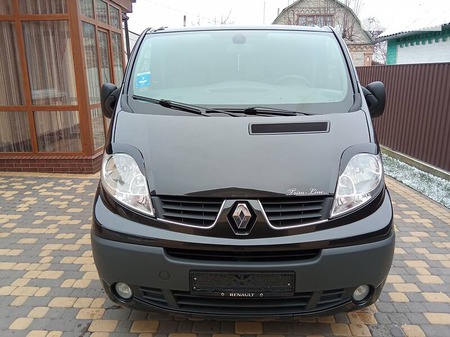 Renault Trafic 2014  випуску Вінниця з двигуном 2 л дизель мінівен механіка за 15200 долл. 