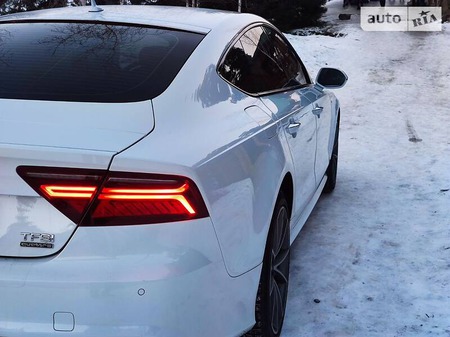 Audi A7 Sportback 2014  випуску Харків з двигуном 3 л бензин ліфтбек автомат за 30500 долл. 