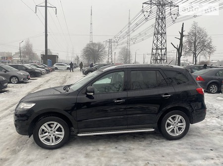 Hyundai Santa Fe 2010  випуску Луцьк з двигуном 2.2 л дизель позашляховик автомат за 14900 долл. 