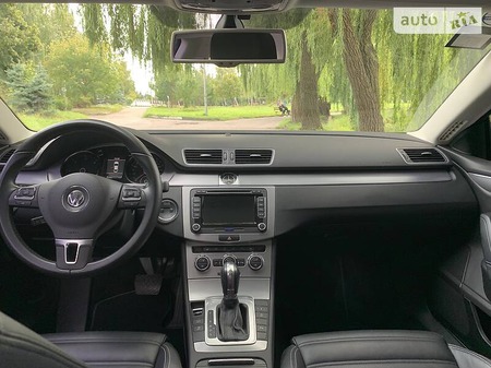 Volkswagen CC 2014  выпуска Ровно с двигателем 2 л дизель седан автомат за 17888 долл. 