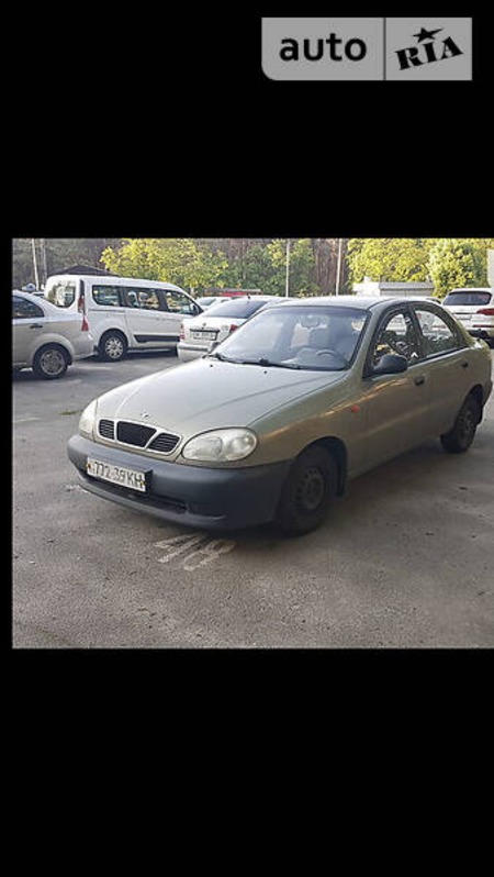 Daewoo Lanos 2002  випуску Київ з двигуном 0 л бензин седан механіка за 2150 долл. 