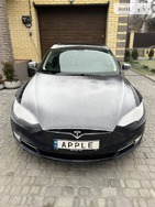Tesla S 07.12.2021