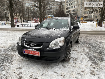 KIA Rio 2006  випуску Київ з двигуном 1.4 л бензин хэтчбек механіка за 4900 долл. 