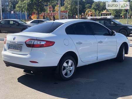 Renault Fluence 2012  випуску Харків з двигуном 2 л бензин седан автомат за 9499 долл. 