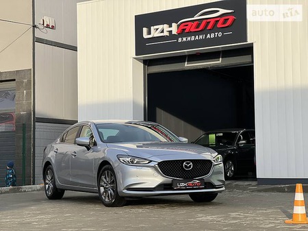 Mazda 6 2020  випуску Ужгород з двигуном 2 л бензин седан автомат за 28800 долл. 