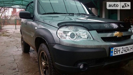 Chevrolet Niva 2015  випуску Одеса з двигуном 1.7 л бензин універсал механіка за 8800 долл. 