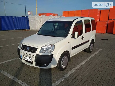 Fiat Doblo 2007  випуску Хмельницький з двигуном 1.9 л дизель мінівен механіка за 6000 долл. 