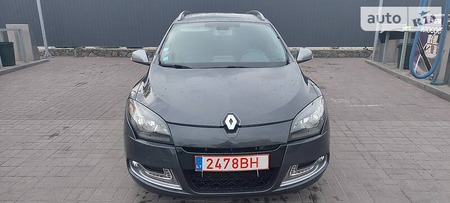 Renault Megane 2013  выпуска Днепропетровск с двигателем 0 л бензин универсал механика за 9400 долл. 