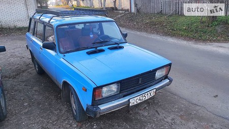 Lada 2104 1990  випуску Харків з двигуном 1.3 л  універсал механіка за 1100 долл. 