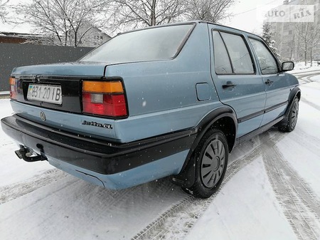 Volkswagen Jetta 1991  випуску Івано-Франківськ з двигуном 1.6 л бензин седан механіка за 2900 долл. 