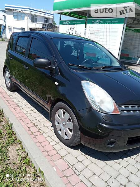 Nissan Note 2008  випуску Івано-Франківськ з двигуном 1.4 л  хэтчбек механіка за 5600 долл. 