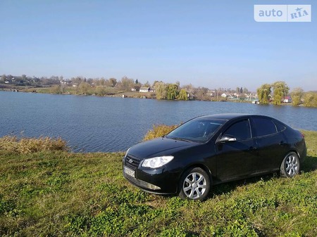 Hyundai Elantra 2011  випуску Хмельницький з двигуном 1.6 л  седан механіка за 6500 долл. 