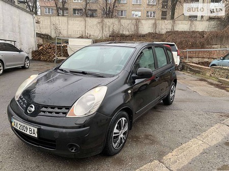 Nissan Note 2007  випуску Харків з двигуном 1.6 л бензин хэтчбек автомат за 5500 долл. 