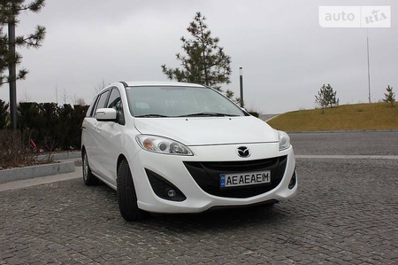 Mazda 5 2013  випуску Дніпро з двигуном 1.6 л дизель мінівен механіка за 10180 долл. 