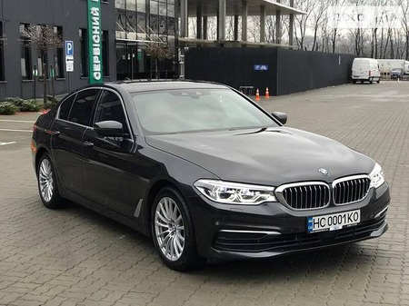 BMW 540 2017  випуску Львів з двигуном 3 л бензин седан автомат за 49000 долл. 