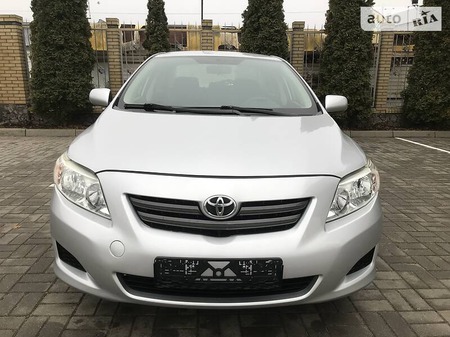 Toyota Corolla 2008  випуску Харків з двигуном 0 л  седан механіка за 7799 долл. 