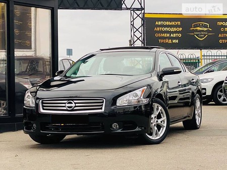 Nissan Maxima 2011  випуску Харків з двигуном 3.5 л бензин седан автомат за 10700 долл. 