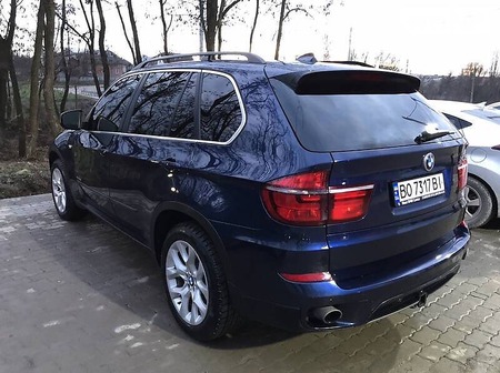BMW X5 2013  випуску Тернопіль з двигуном 3 л бензин позашляховик автомат за 23500 долл. 