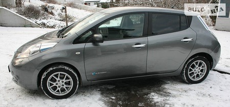 Nissan Leaf 2014  випуску Львів з двигуном 0 л електро хэтчбек автомат за 11000 долл. 