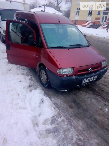 Citroen Jumpy 2002  випуску Івано-Франківськ з двигуном 1.9 л дизель мінівен  за 4700 долл. 