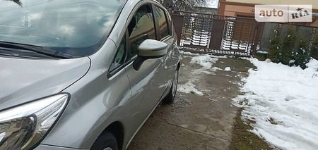 Nissan Note 2015  випуску Івано-Франківськ з двигуном 1.5 л дизель хэтчбек механіка за 8700 долл. 