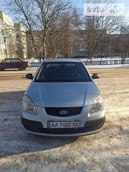 KIA Rio 2008  випуску Київ з двигуном 1.4 л бензин седан механіка за 4500 долл. 