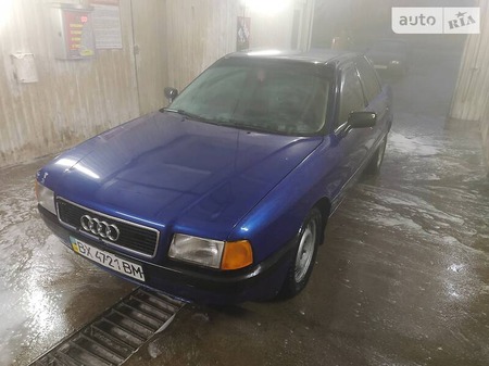Audi 80 1989  випуску Вінниця з двигуном 1.8 л  седан механіка за 1600 долл. 