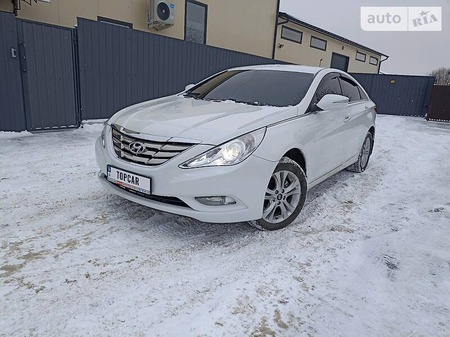 Hyundai Sonata 2010  випуску Хмельницький з двигуном 2.4 л  седан механіка за 9800 долл. 