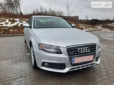 Audi A4 Limousine 2010  випуску Львів з двигуном 2 л бензин седан автомат за 9400 долл. 