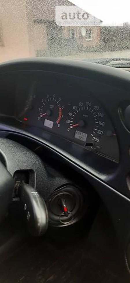 Chevrolet Niva 2012  випуску Луганськ з двигуном 1.7 л бензин універсал механіка за 6000 долл. 
